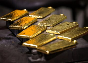 سقوط سنگین قیمت طلا؛ منتظر صعود دوباره باشیم؟