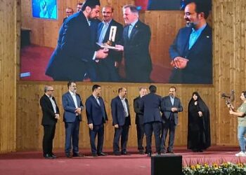 درخشش بیمه پاسارگاد در همایش مدیریت ریسک و بیمه