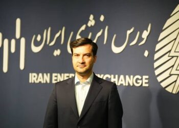 آغاز عرضه بنزین سوپر وارداتی در بورس انرژی ایران