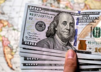 پیشبینی رییس اسبق کانون صرافان: دلار ۱۴۰ هزار تومانی تا پایان سال