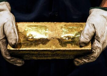 جهش بیوقفه قیمت طلا؛ منتظر سقوط تاریخی باشیم!