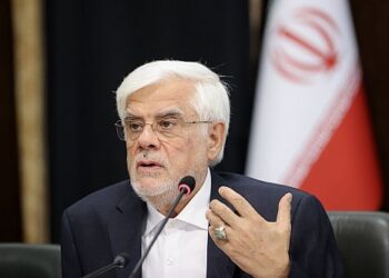 حمایت از بازار سرمایه اولویت دولت است