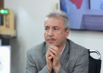 توسعه بازارگردانی حرفه‌ای و گسترش ابزارهای نوین مدیریت ریسک