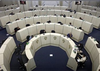 پیش‌بینی بورس امروز 4 اسفند 1404