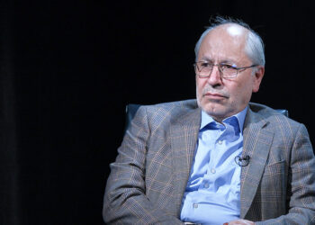 ایران تنها کشوری است که با وجود منابع دچار بحران تامین منابع است